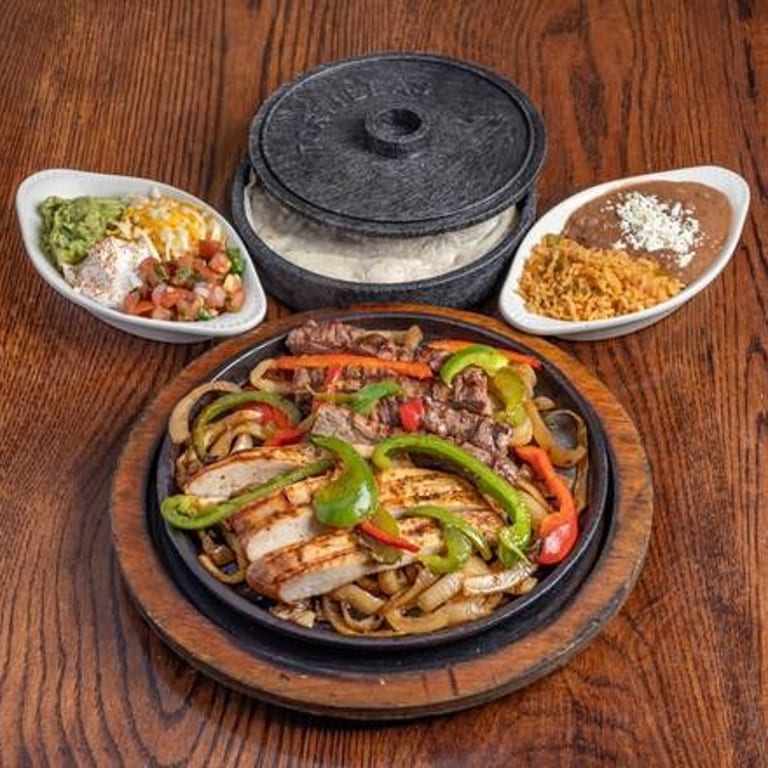 Delicious Chicken Fajitas: A Tex-Mex Favorite